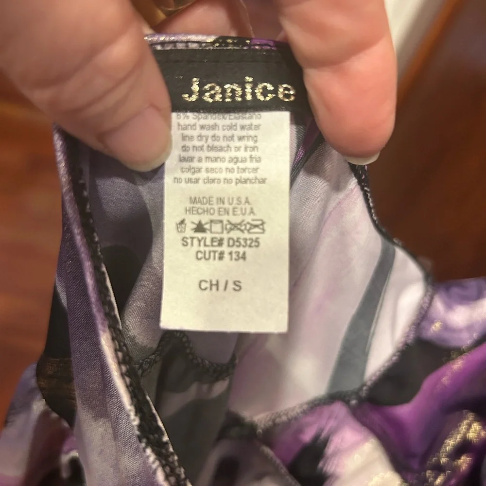 Purple and Black Halter Dress - NEW WITHOUT TAGS - Picture 4 of 4